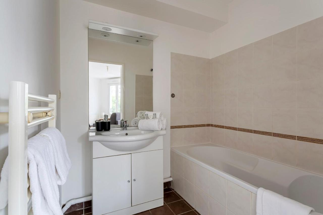 Hamac Suites - Studio Bertholey Oullins - 2People Bagian luar foto